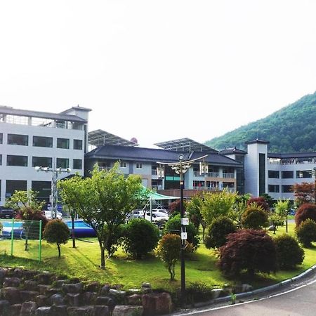 Sancheong Korean Medicine Family Hotel Экстерьер фото